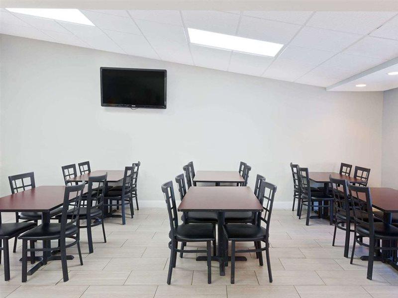 Rodeway Inn Charlotte Airport Area Esterno foto